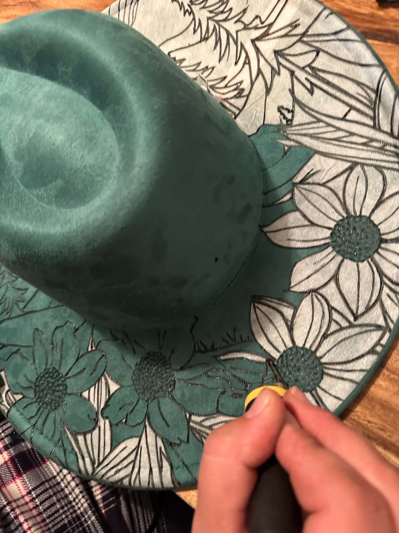 Atelier de brûlage de chapeau (2h+)