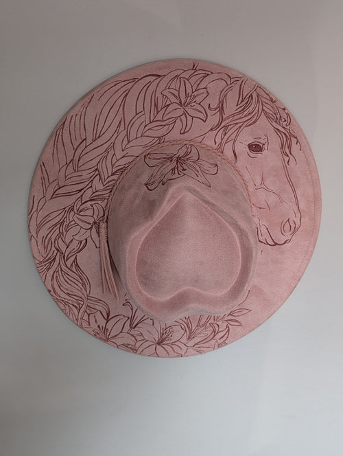Cheval et lys