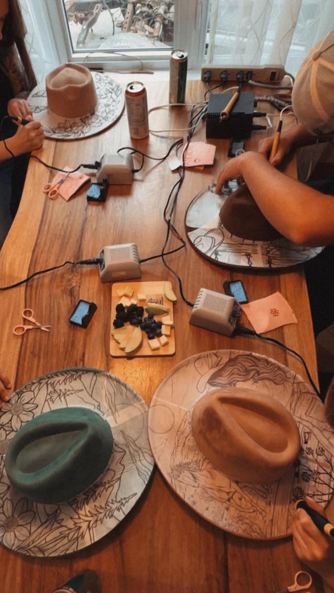 Atelier de brûlage de chapeau (2h+)